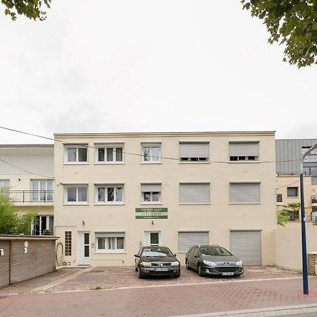 Residence Hotel Le Relais Amelie Clamart Exterior foto